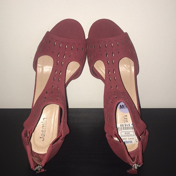 Women’s Jasmin Platform Wedges - Deep Red - Picture 3 of 5